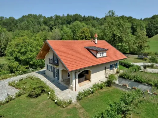 Siegsdorf – Kernsaniertes Lofthaus in Siegsdorf/Heutau