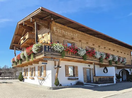 Reit im Winkl – Gästehaus mit Privatwohnung