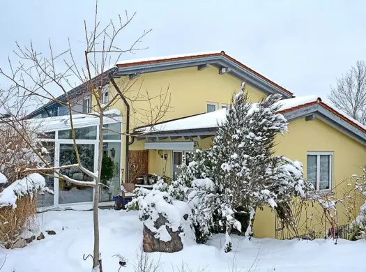 Traunstein – Großzügig Wohnen in einem Reiheneckhaus