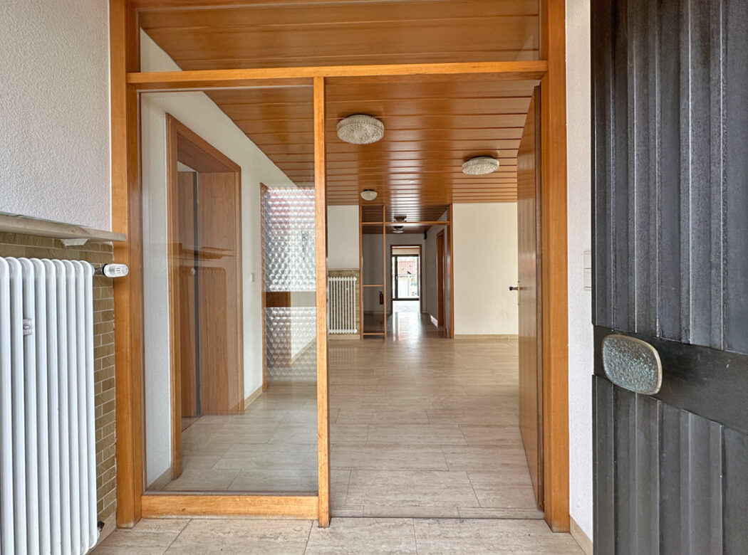 Exklusives Architektenhaus mit Einliegerwohnung auf großzügigem Grundstück