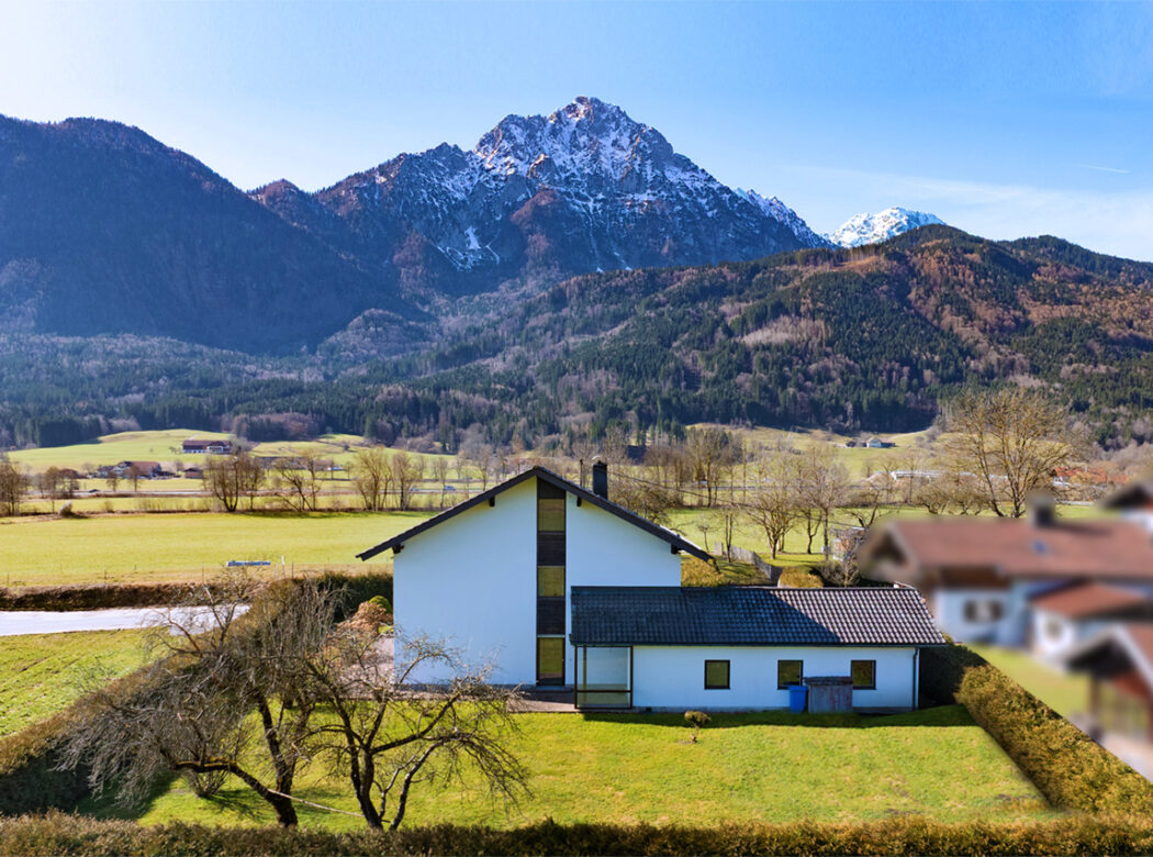 Mehrgenerationenhaus mit traumhaftem Alpenblick – Nähe Salzburg
